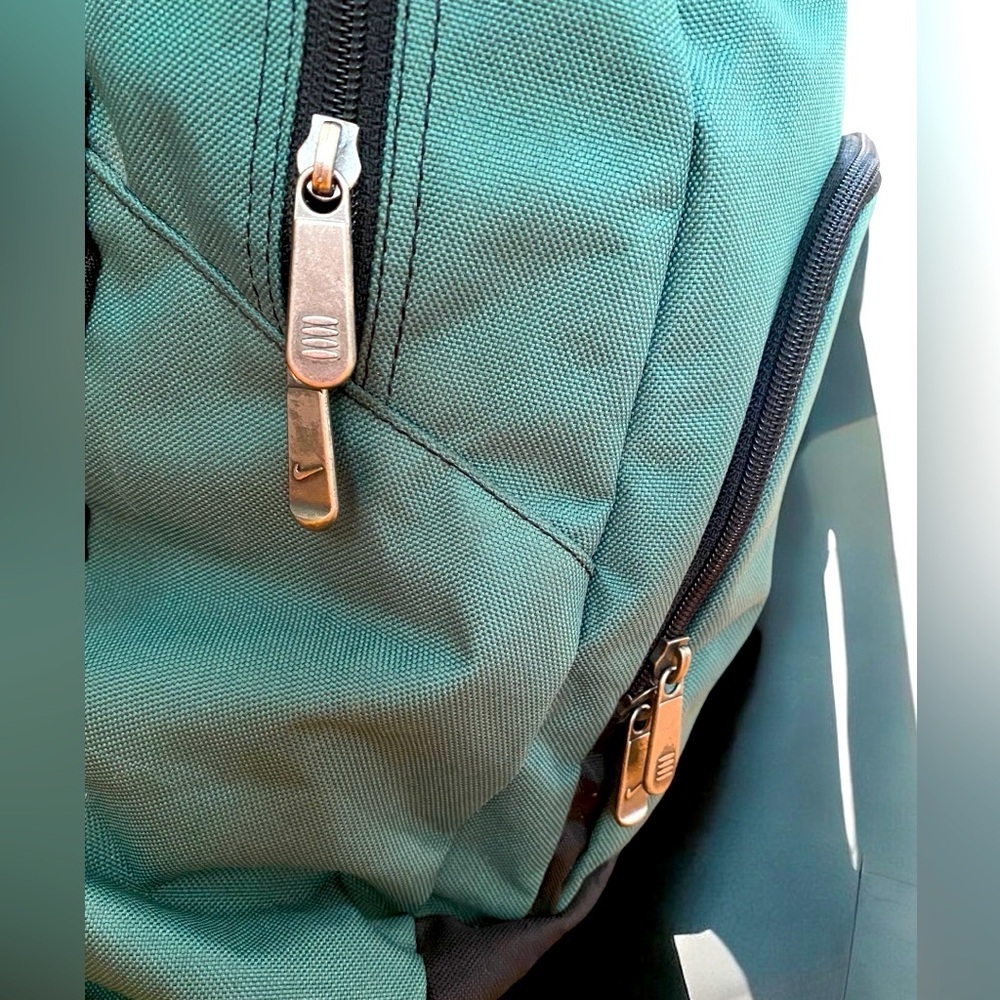 SOLD
NIKE RARE Olive Green Backpack preloved condition bag tote technical retro - Picture 7 of 13